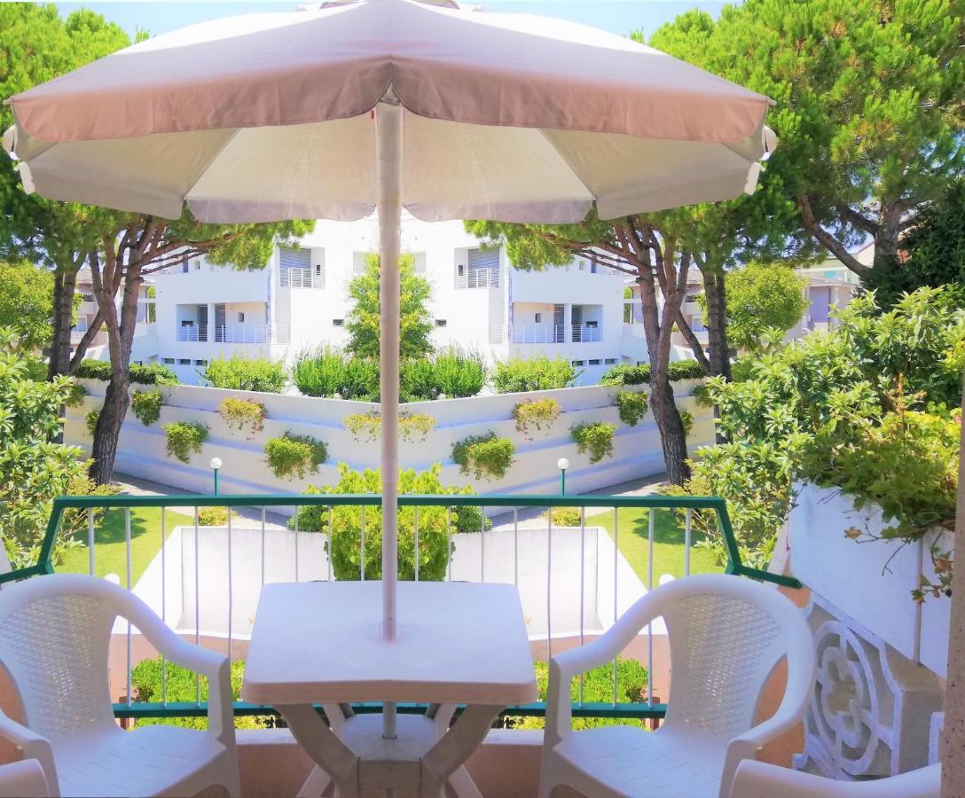 B&C Apartments Lido di Jesolo Bagian luar foto
